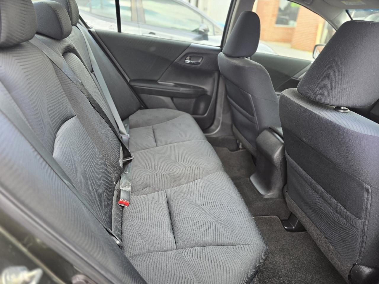 Honda Accord photo 7