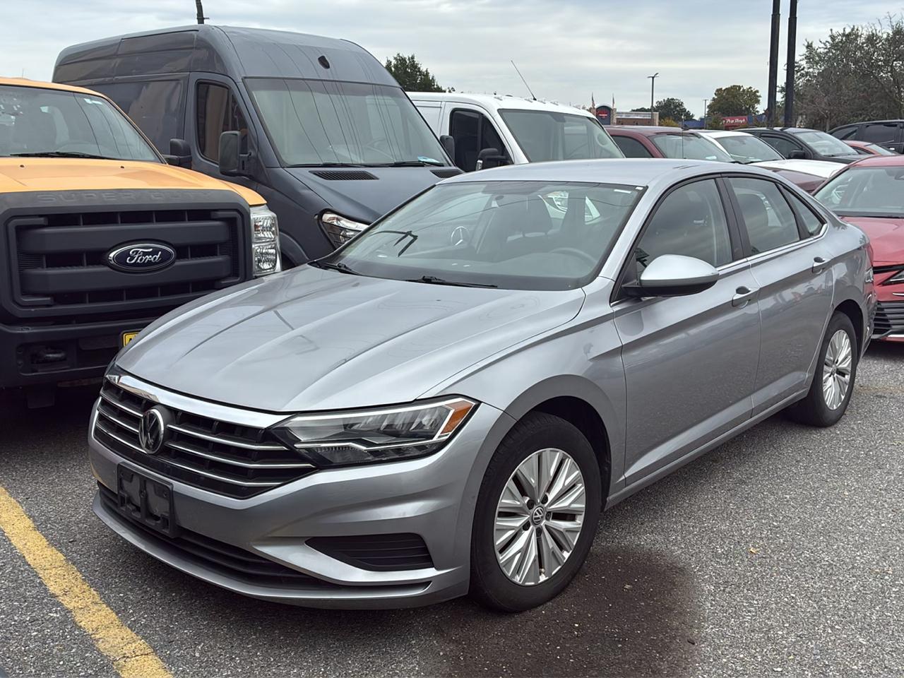 Volkswagen Jetta R-Line Auto w/SULEV 2020