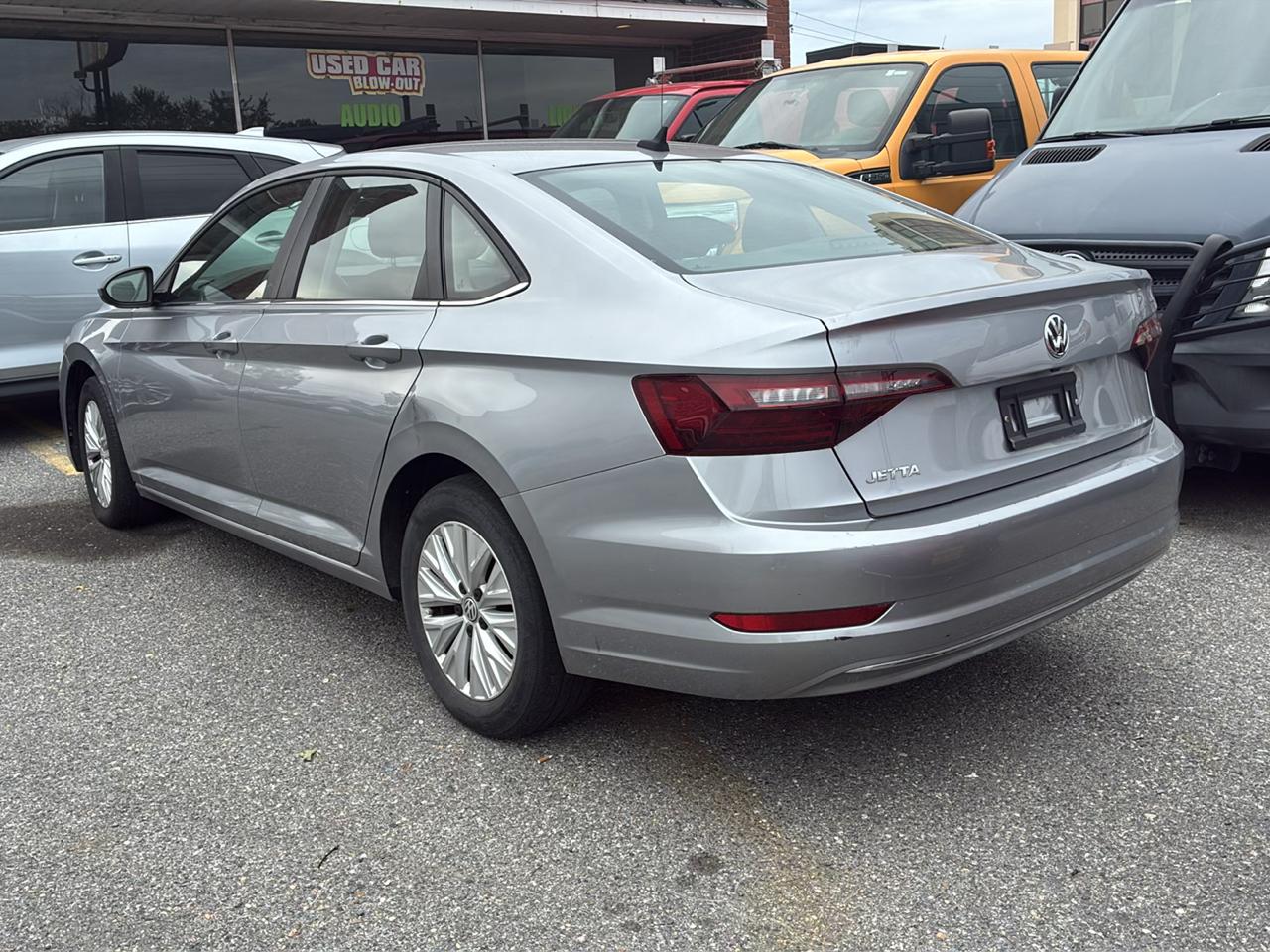 Volkswagen Jetta R-Line Auto w/SULEV 2020