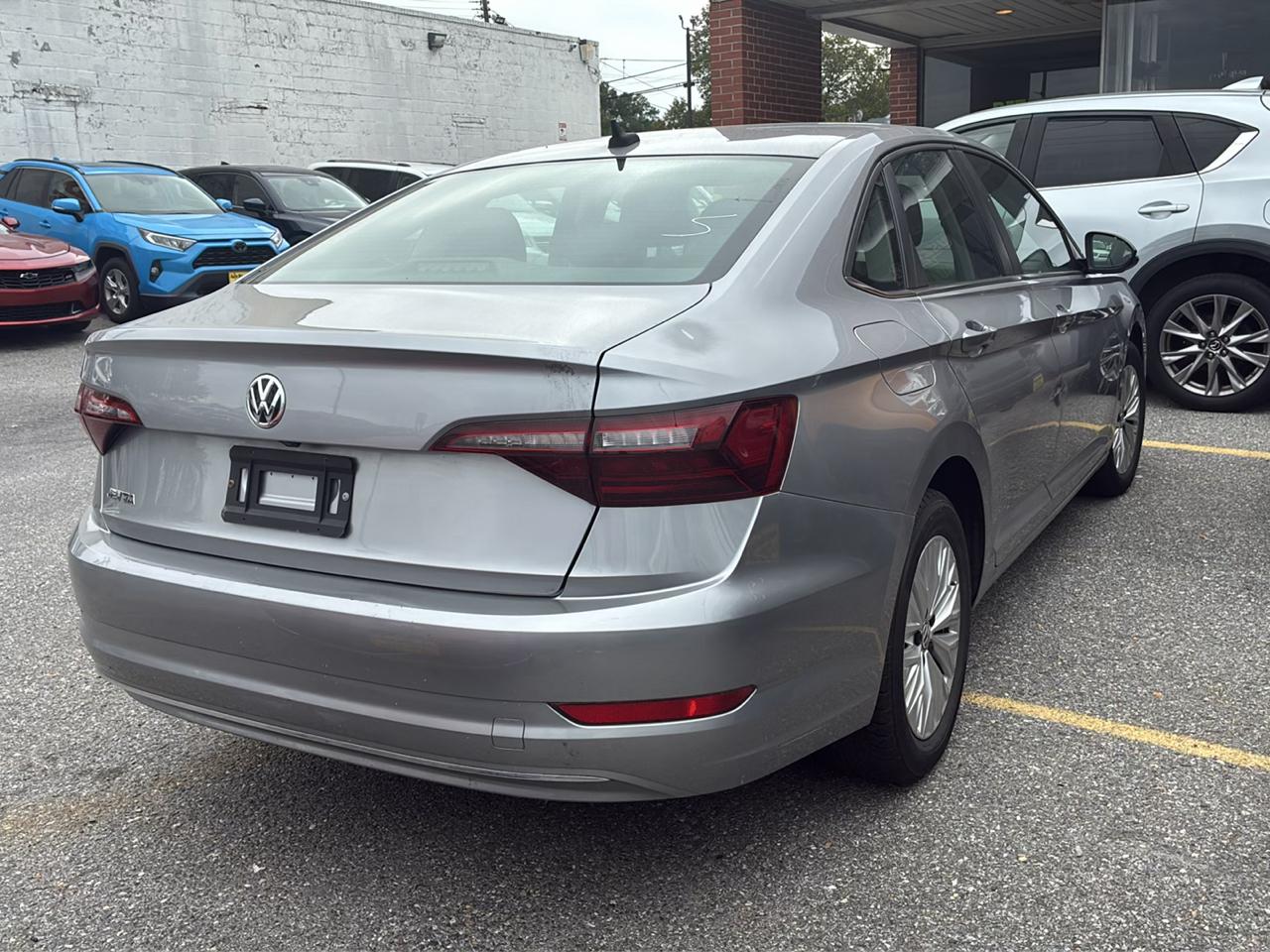 Volkswagen Jetta R-Line Auto w/SULEV 2020