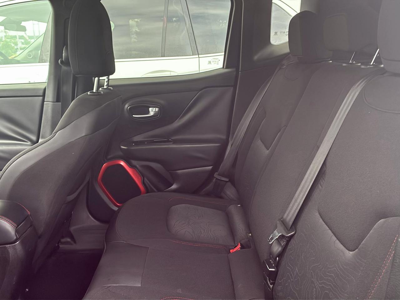 Jeep Renegade 4WD 4dr Trailhawk 2016