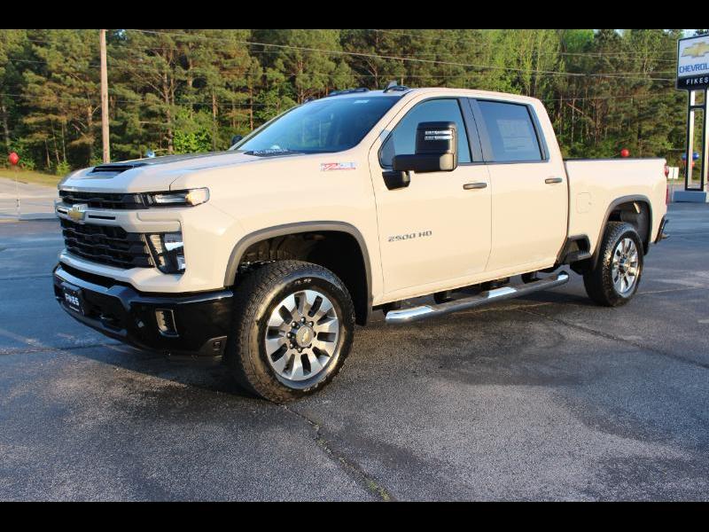 2026 Chevrolet Silverado 2500HD Custom Double Cab Long Box 4WD