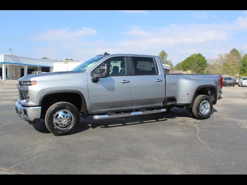 2025 Chevrolet Silverado 3500HD LT Crew Cab 4WD