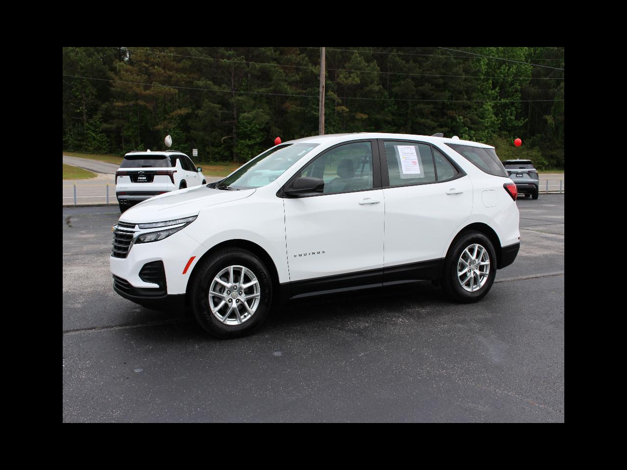 2022 Chevrolet Equinox LS 2WD