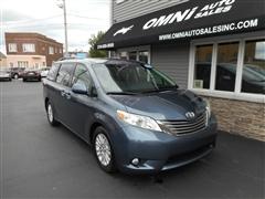 2015 Toyota Sienna 