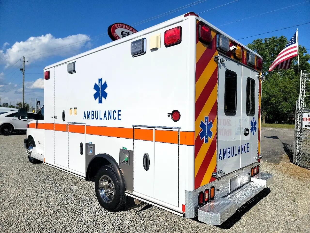 Chevrolet Express  2013