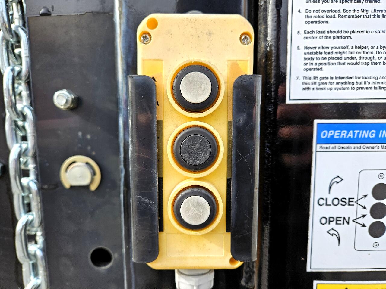 Chevrolet 4500 LCF Gas  2023