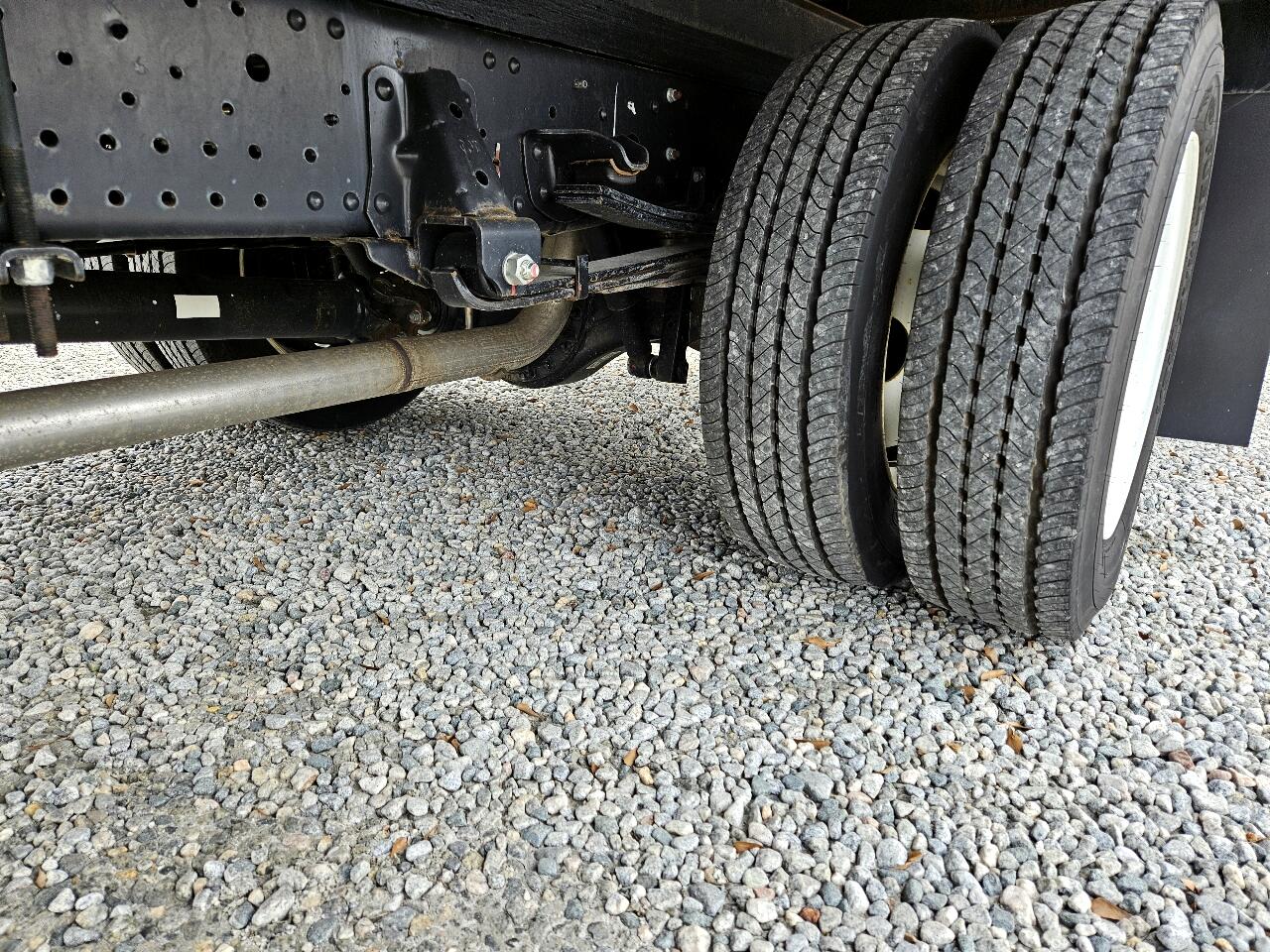 Chevrolet 4500 LCF Gas  2023