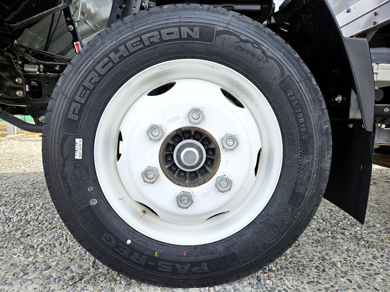 Chevrolet 4500 LCF Gas  2023