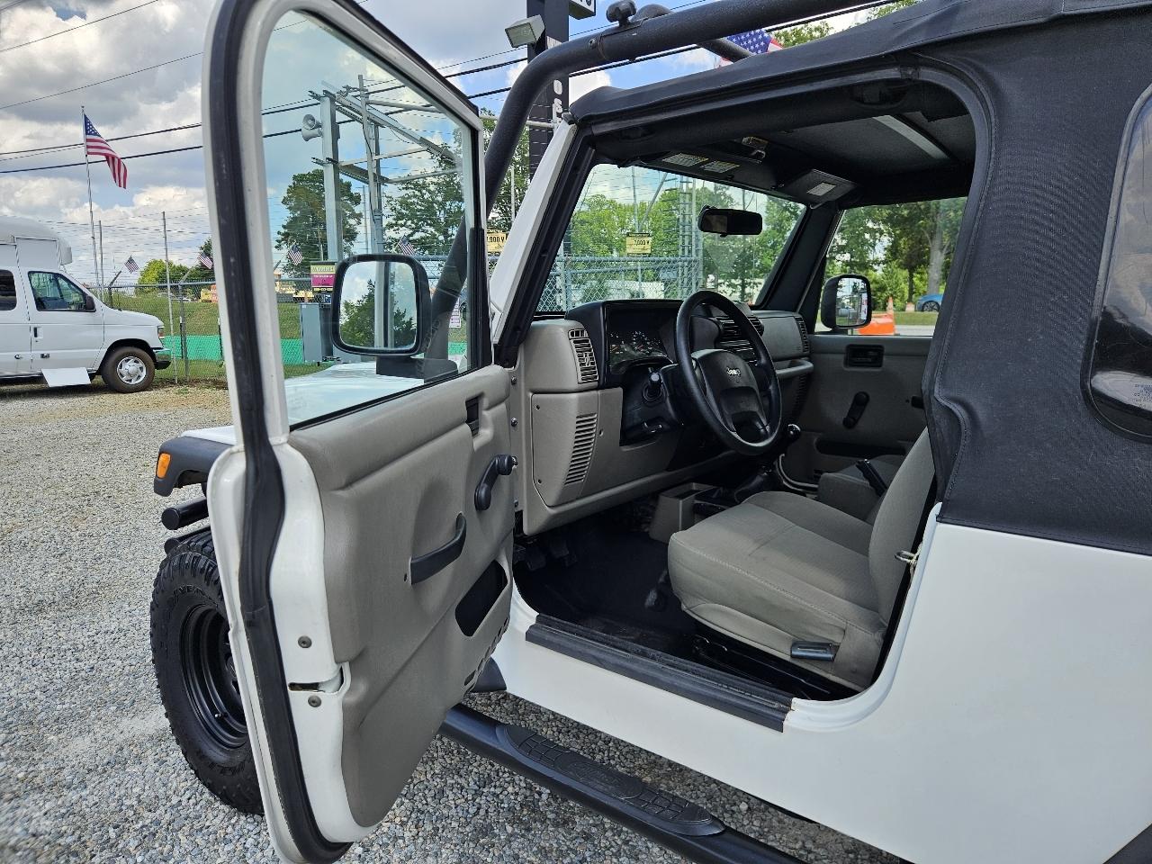 Jeep Wrangler 2dr Unlimited LWB 2006