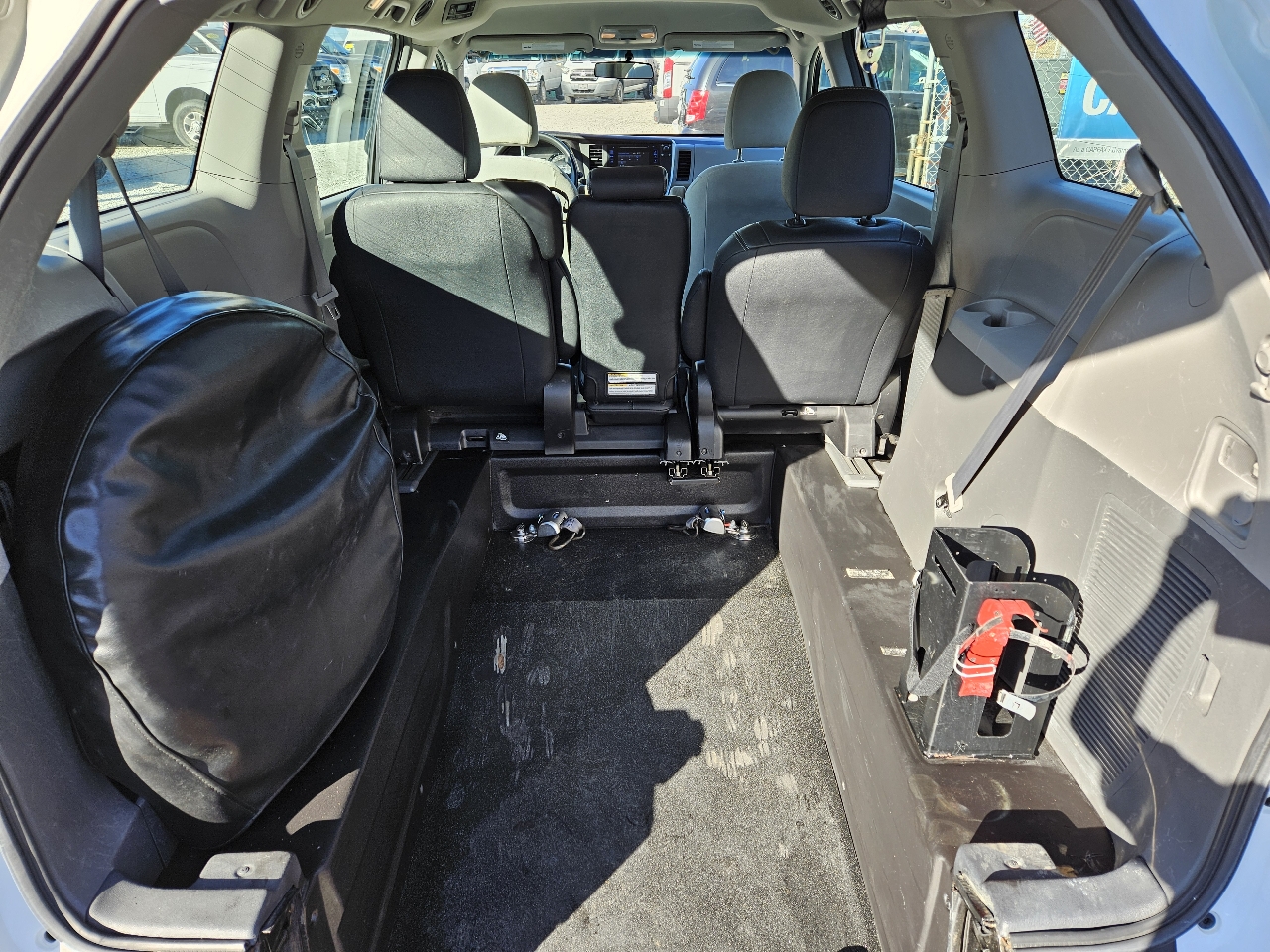 Toyota Sienna  2016 Toyota Sienna  2016