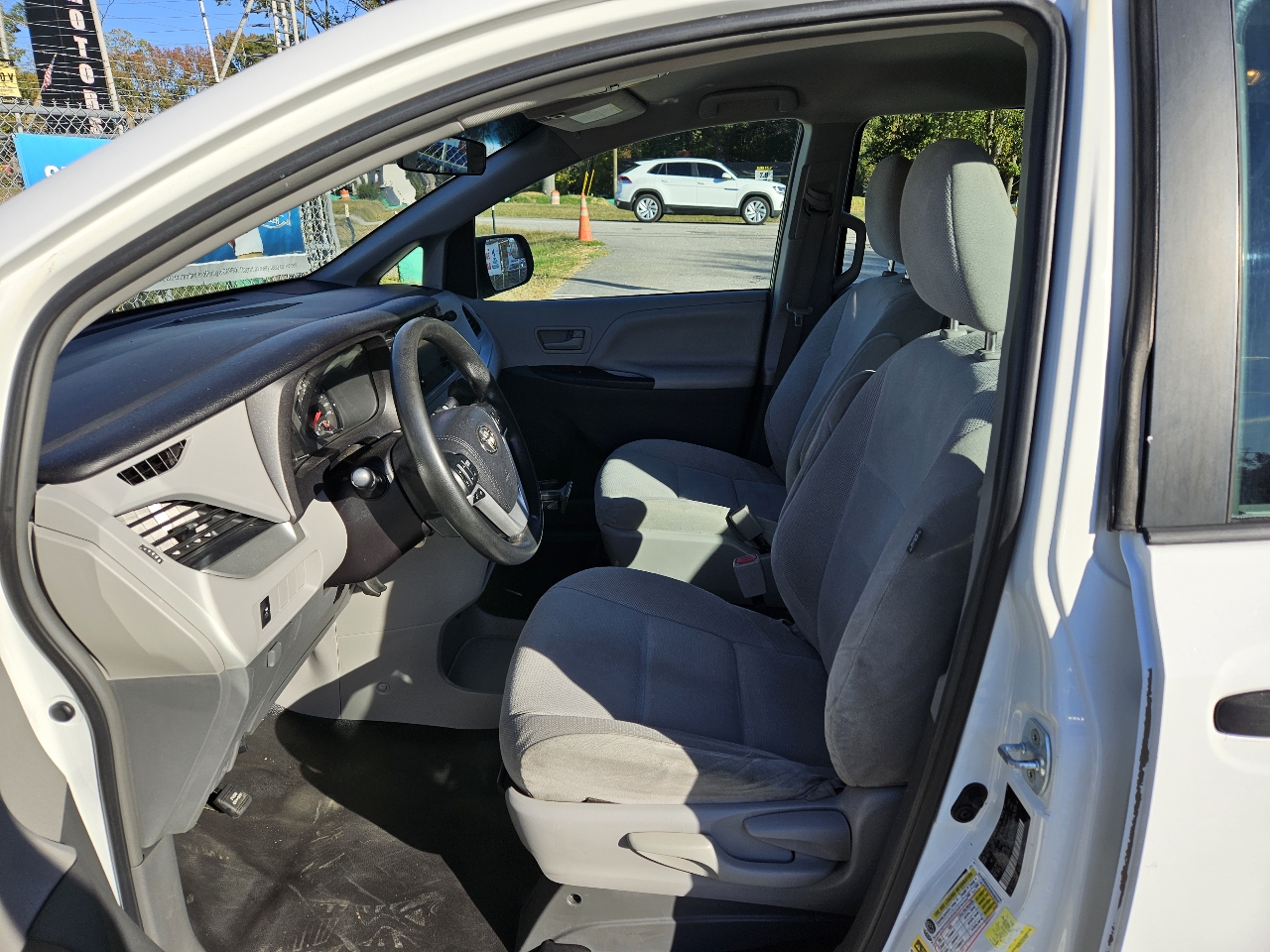 Toyota Sienna  2016 Toyota Sienna  2016