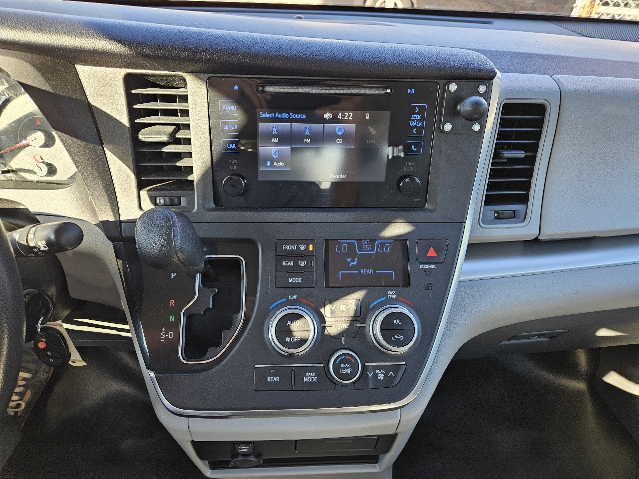 Toyota Sienna  2016 Toyota Sienna  2016