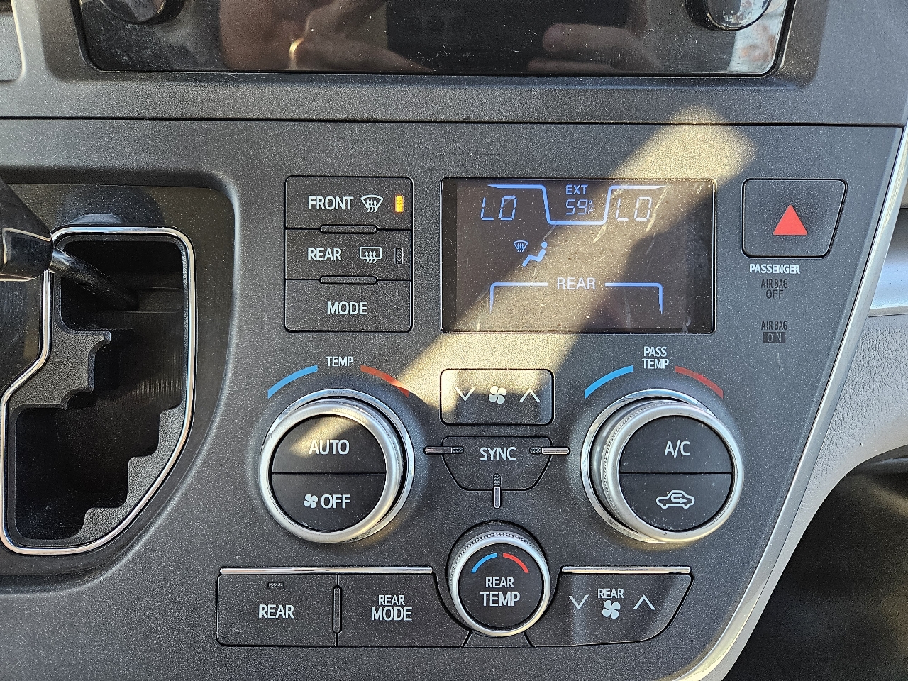 Toyota Sienna  2016 Toyota Sienna  2016