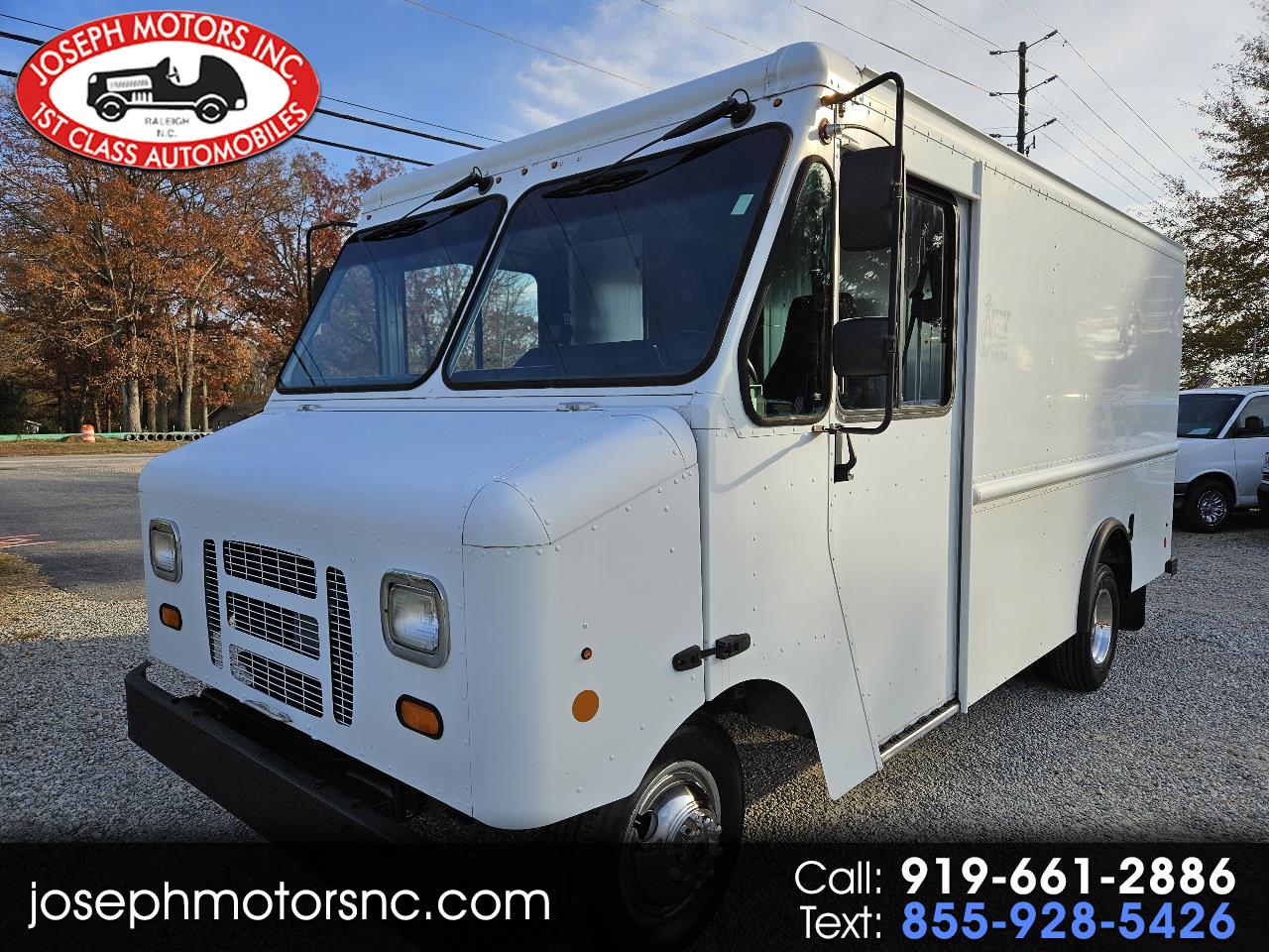2013 Ford Econoline's photo