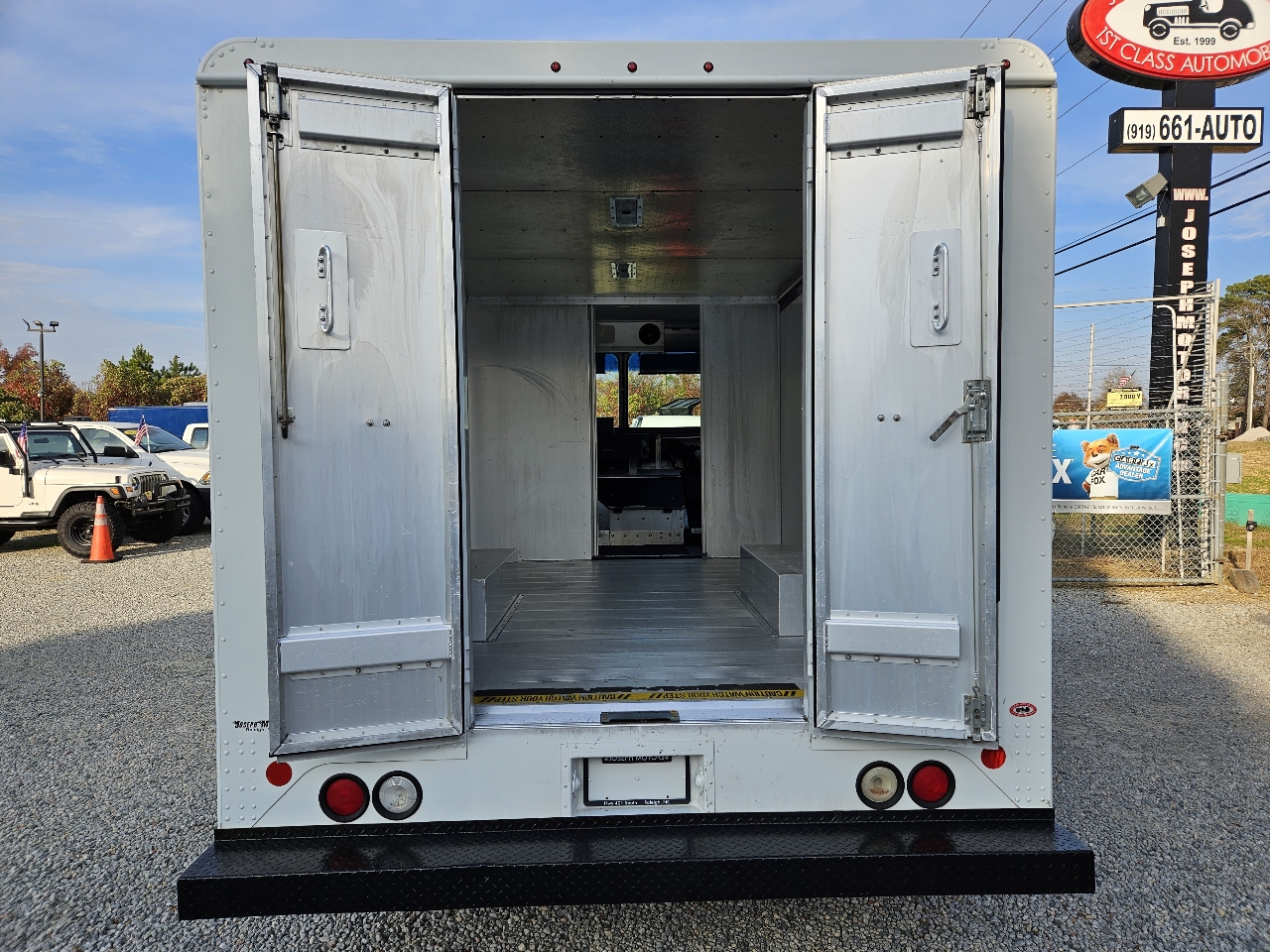 Ford Econoline  2013