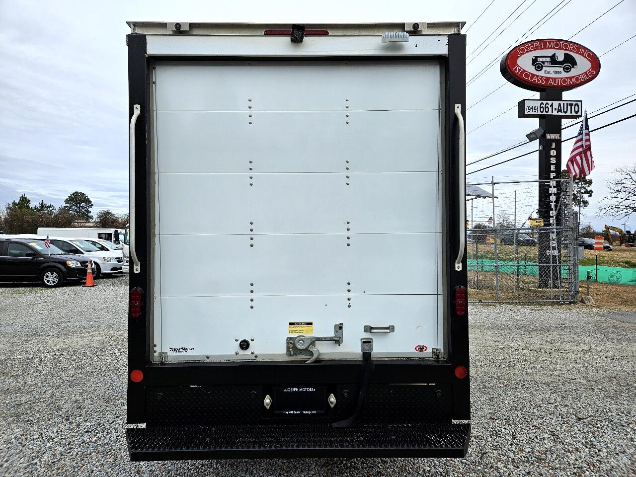 Chevrolet Express  2021