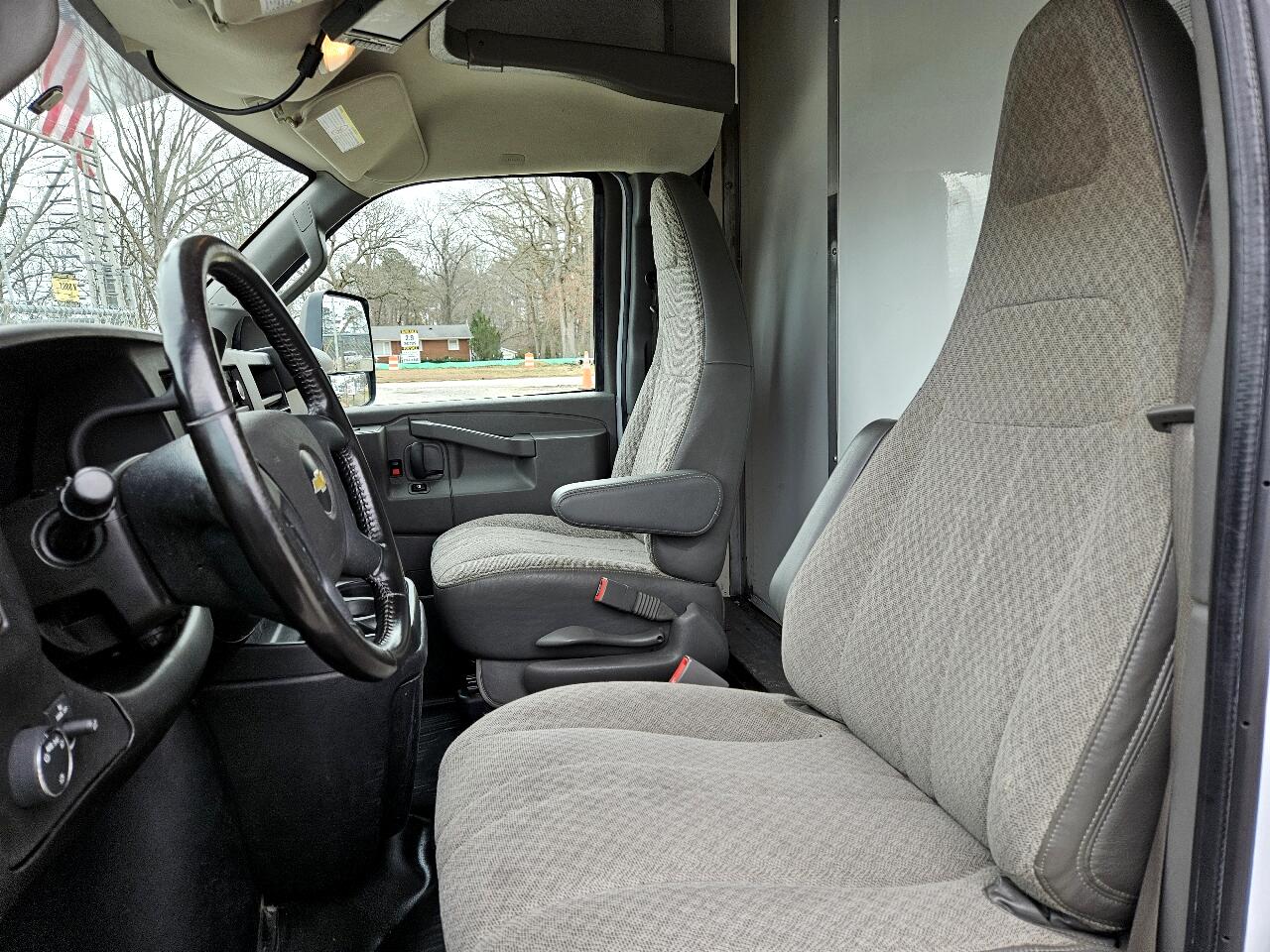 Chevrolet Express  2021