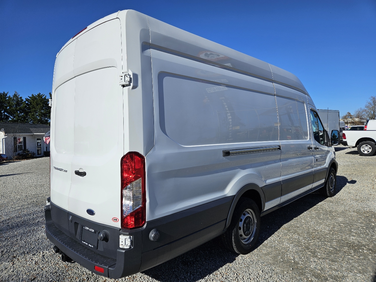 Ford Transit 250 Van High Roof w/Sliding Pass. 148-in. WB EL 2016