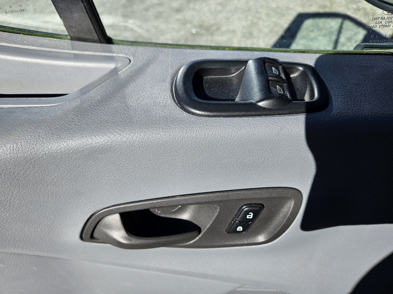 Ford Transit 250 Van High Roof w/Sliding Pass. 148-in. WB EL 2016