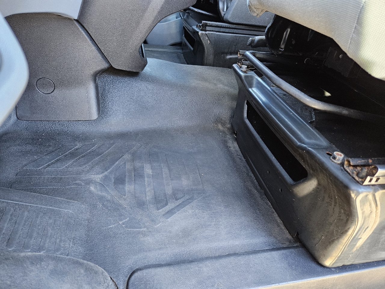 Ford Transit 250 Van High Roof w/Sliding Pass. 148-in. WB EL 2016