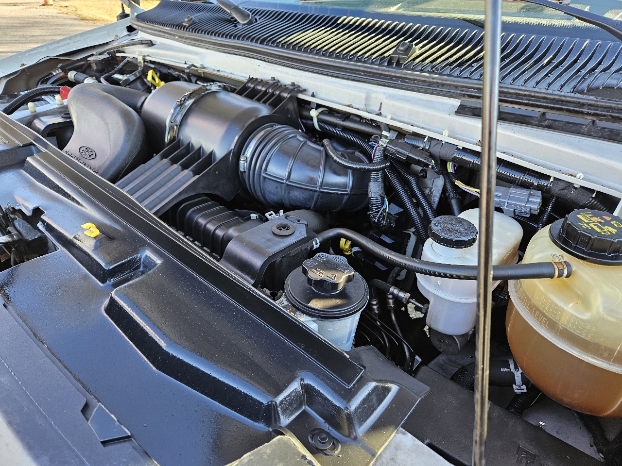 Ford Econoline E-250 2014