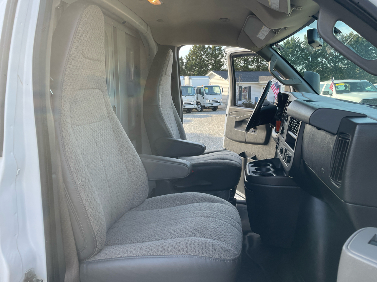 Chevrolet Express Cutaway  2019