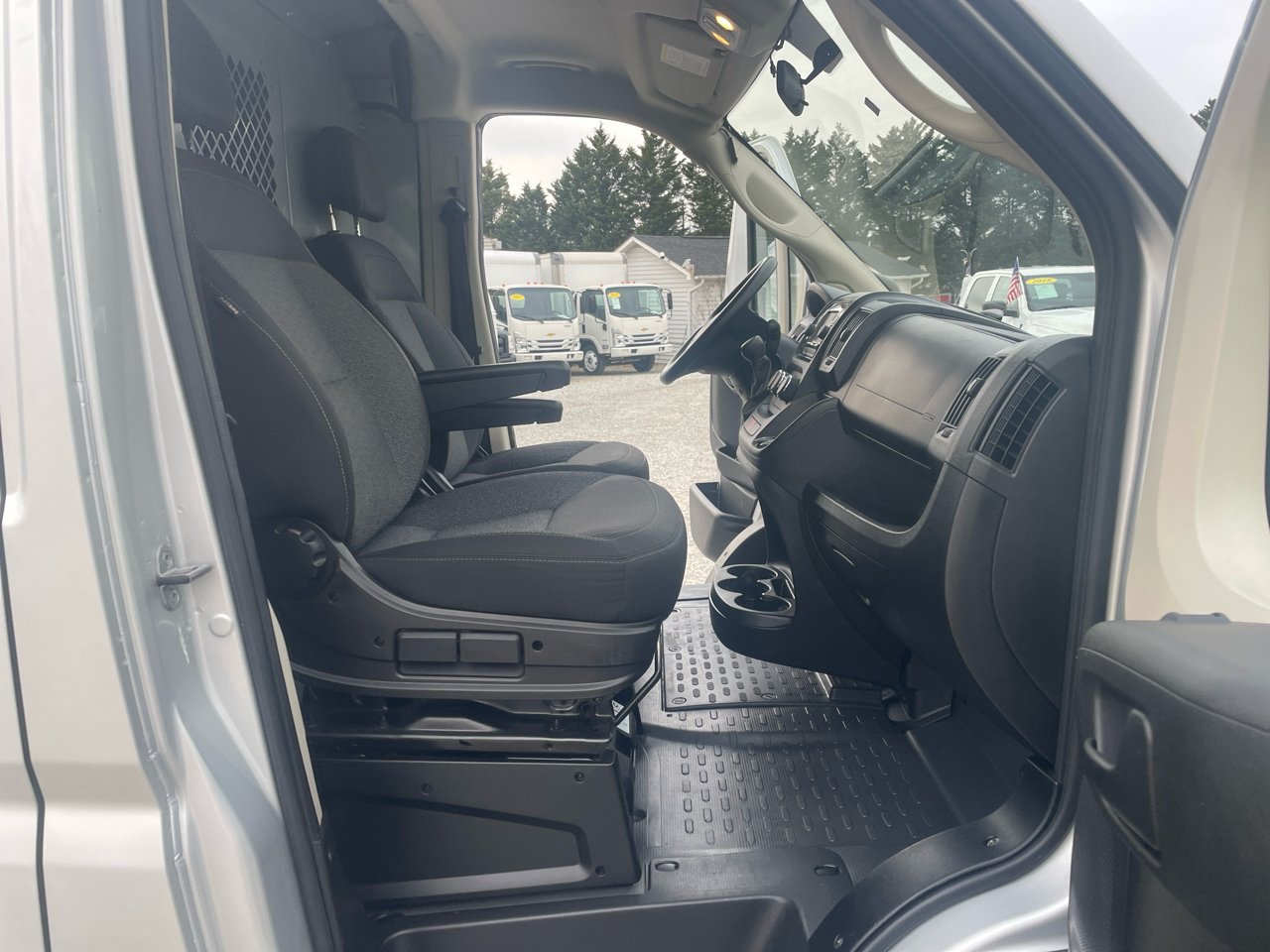 RAM ProMaster Cargo Van 1500 High Roof 136" WB 2018