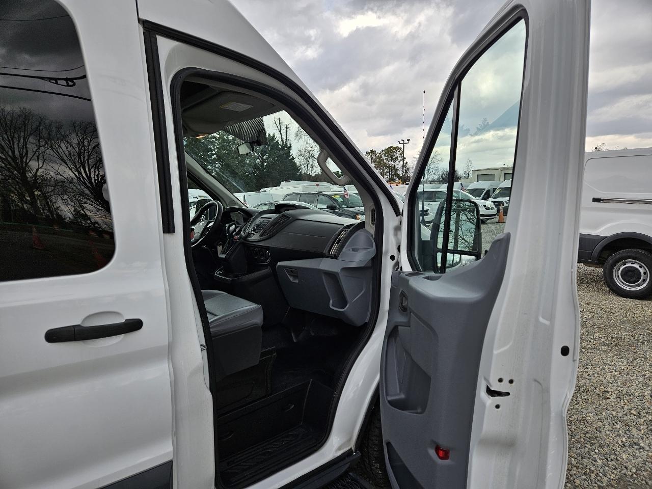 Ford Transit  2019