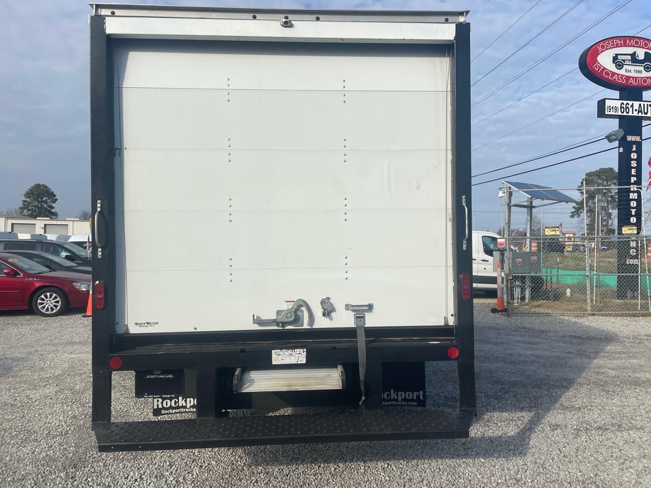 Ford E-Series Cutaway  2021