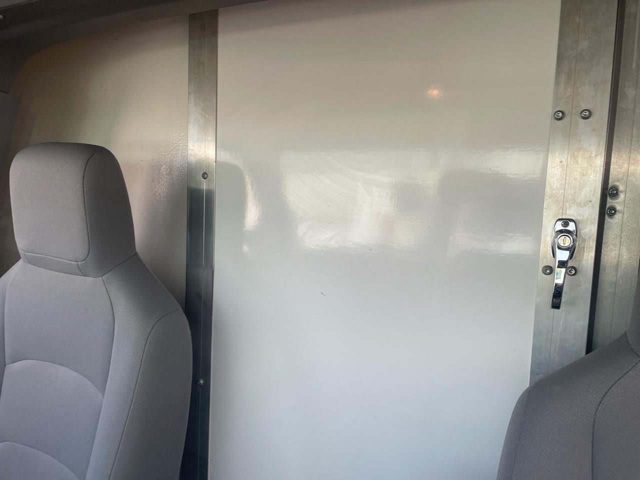 Ford E-Series Cutaway  2021