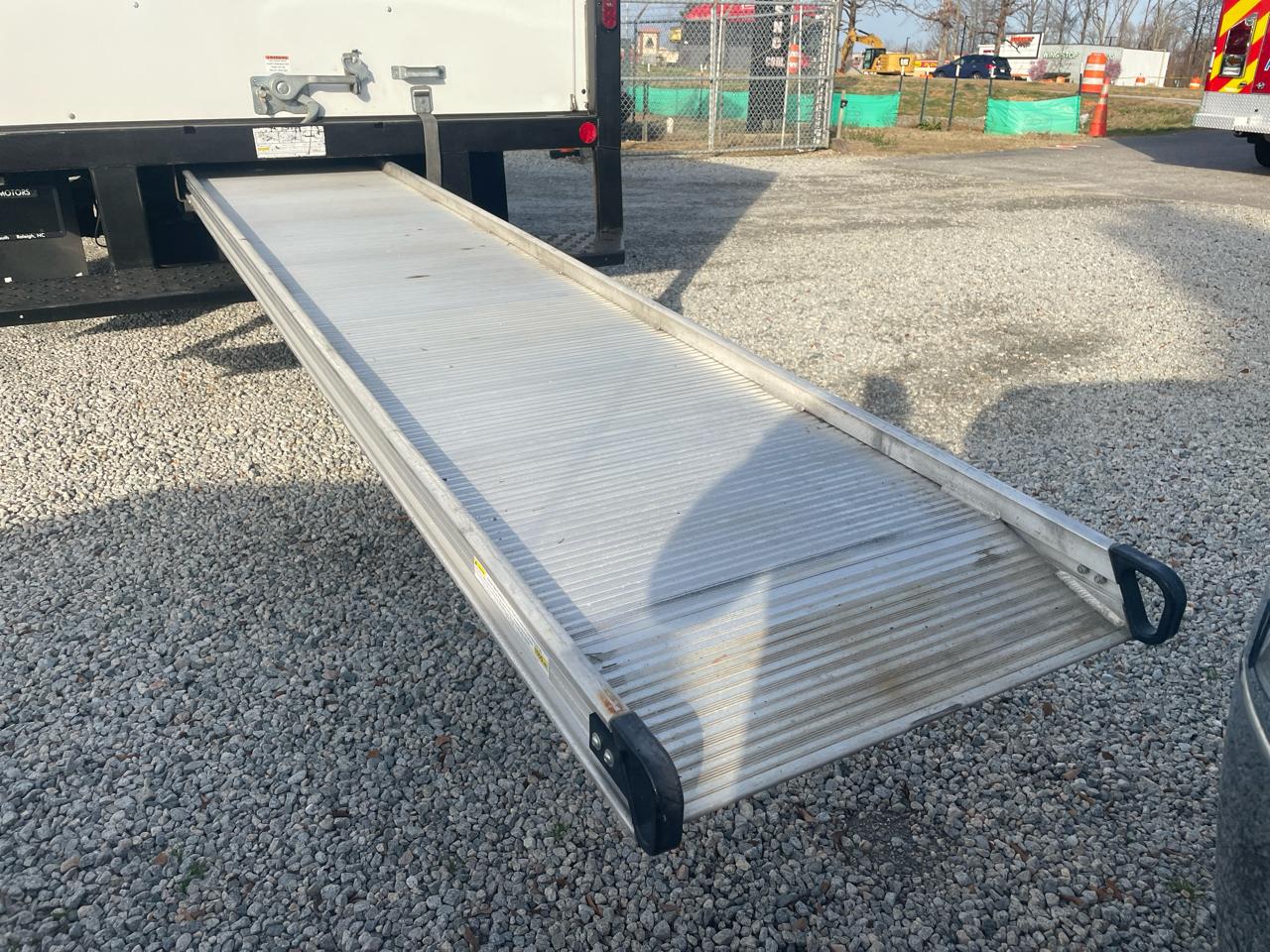 Ford E-Series Cutaway  2021