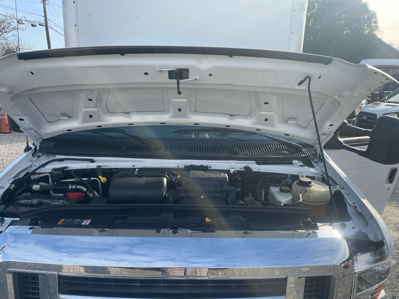 Ford E-Series Cutaway  2021