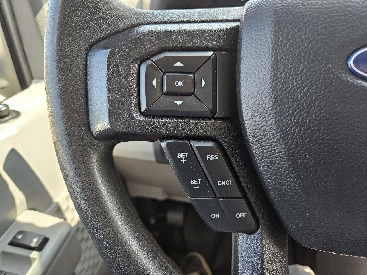 Ford E-Series Cutaway  2021