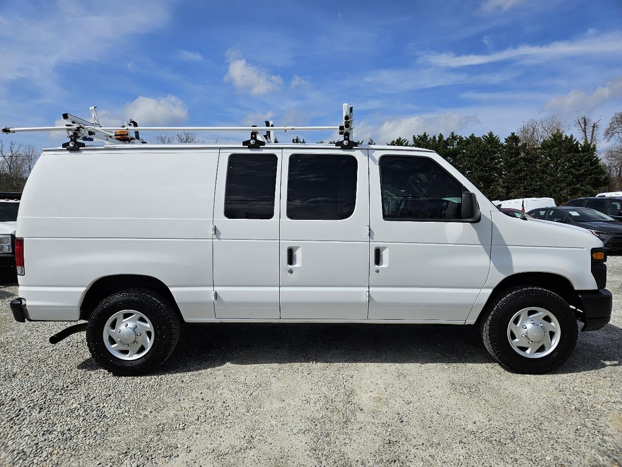 Ford Econoline Cargo Van  2011