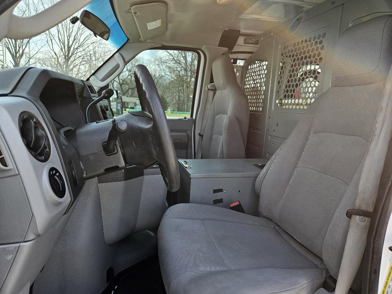 Ford Econoline Cargo Van  2011