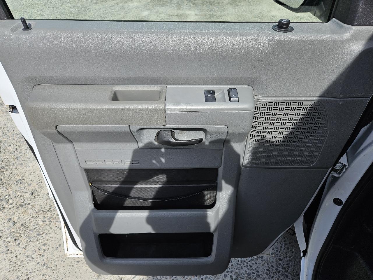 Ford Econoline Cargo Van  2011