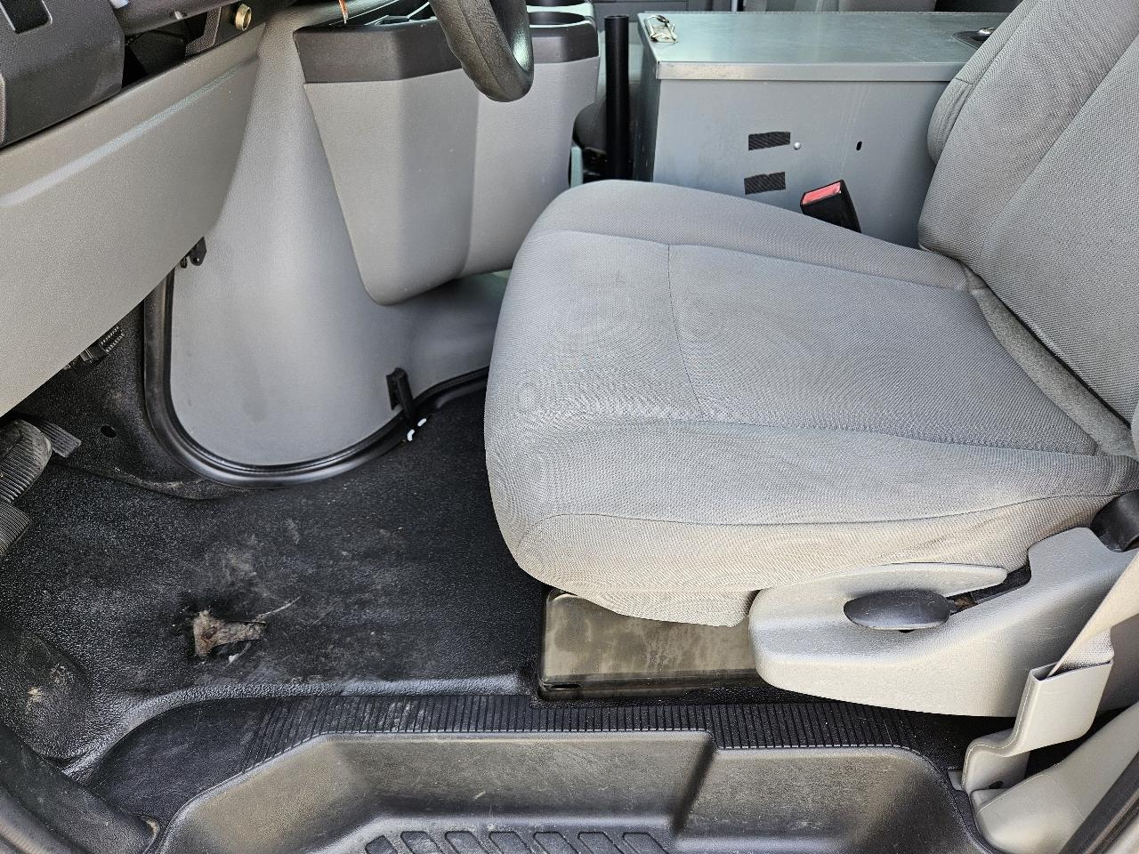 Ford Econoline Cargo Van  2011