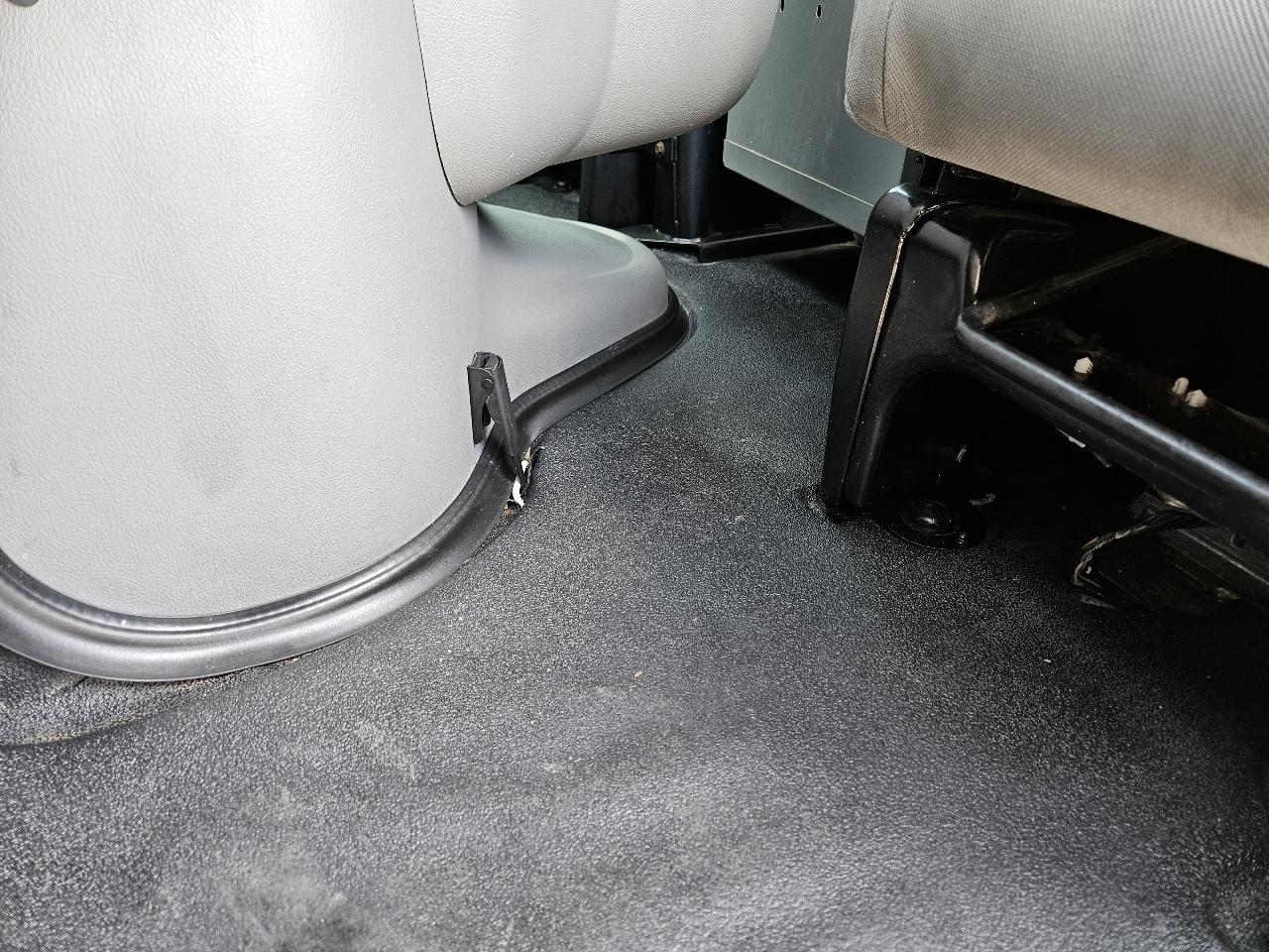 Ford Econoline Cargo Van  2011