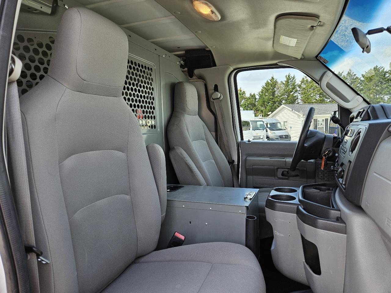 Ford Econoline Cargo Van  2011