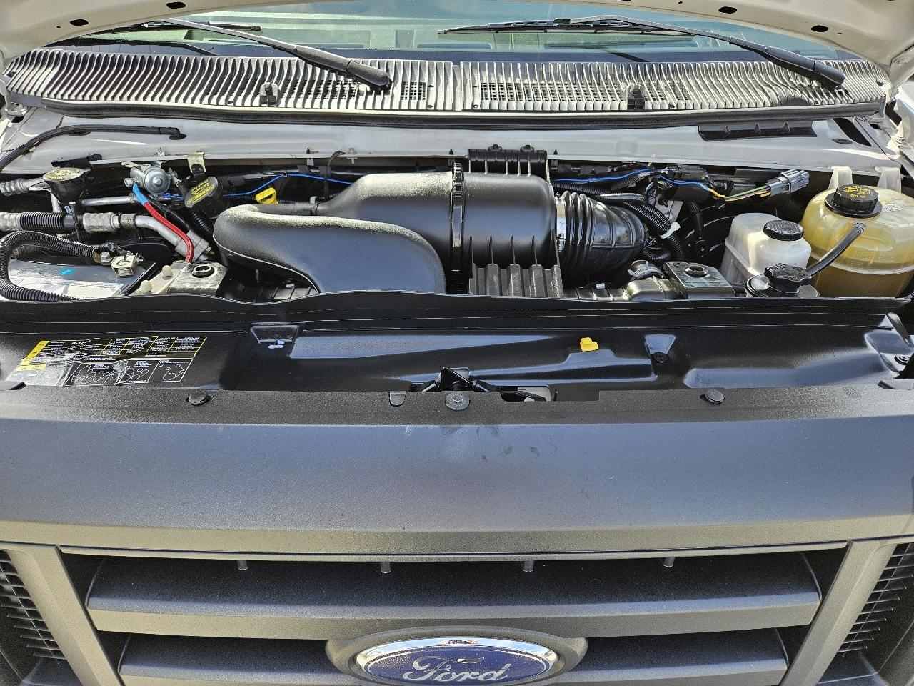 Ford Econoline Cargo Van  2011