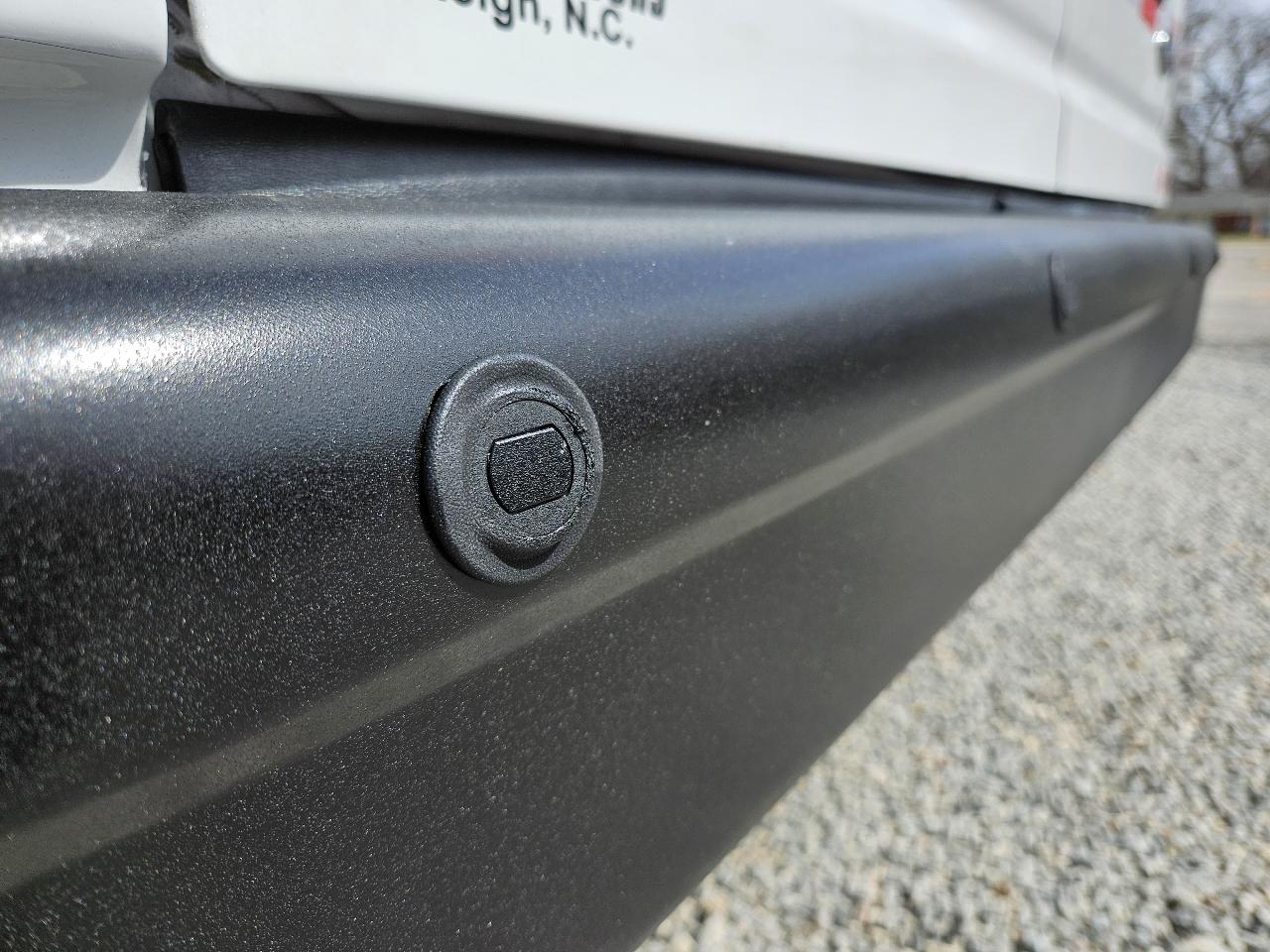 Ford Econoline Cargo Van  2011