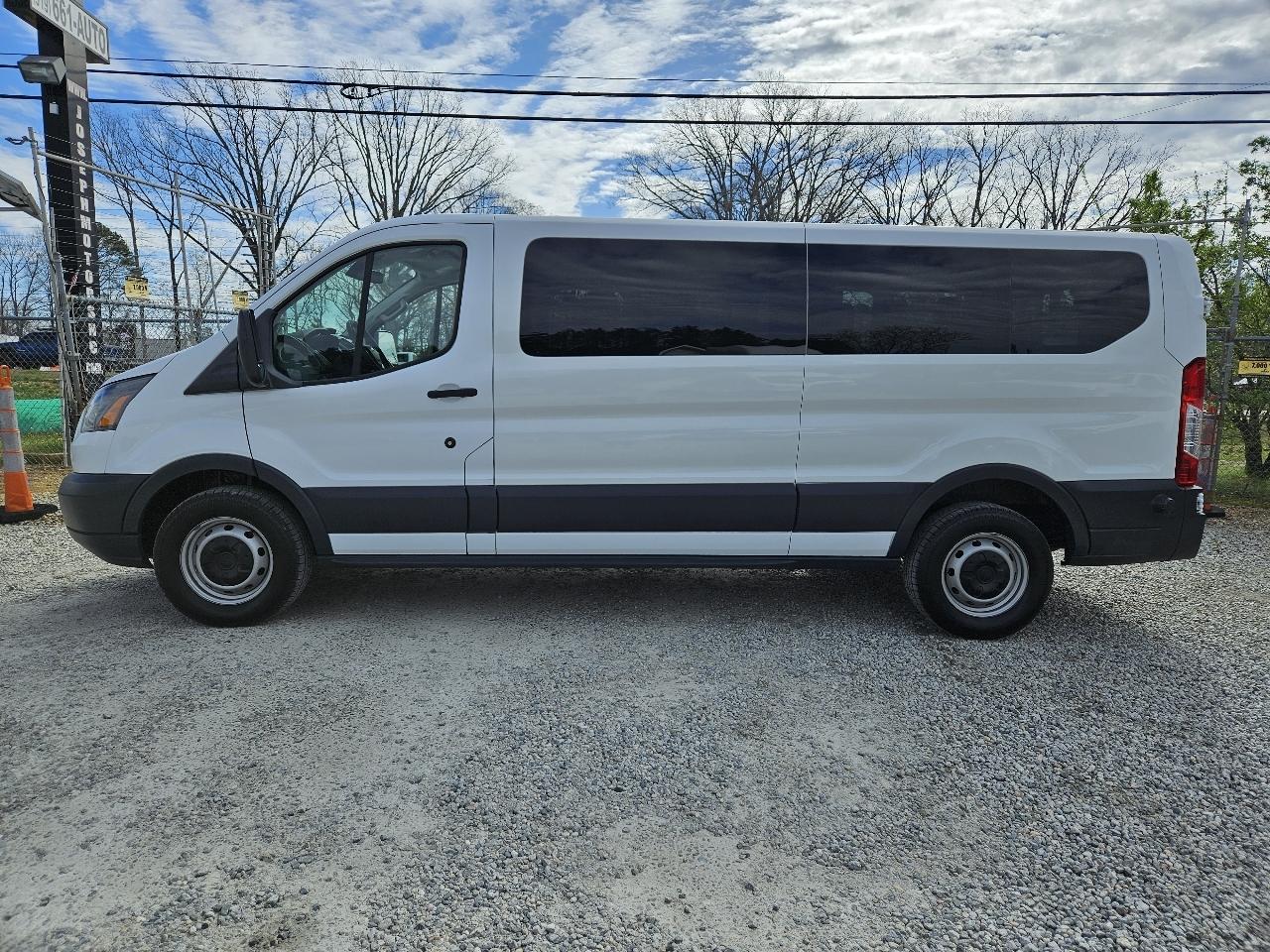 Ford Transit Passenger Wagon  2018