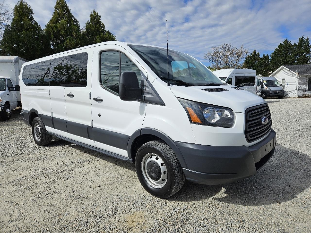 Ford Transit Passenger Wagon  2018