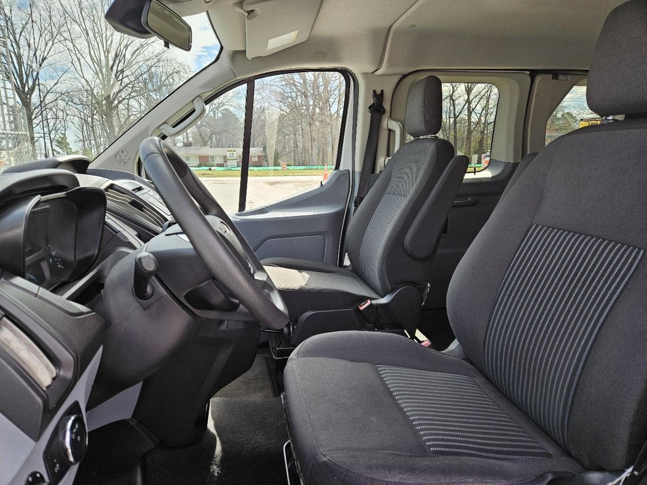 Ford Transit Passenger Wagon  2018