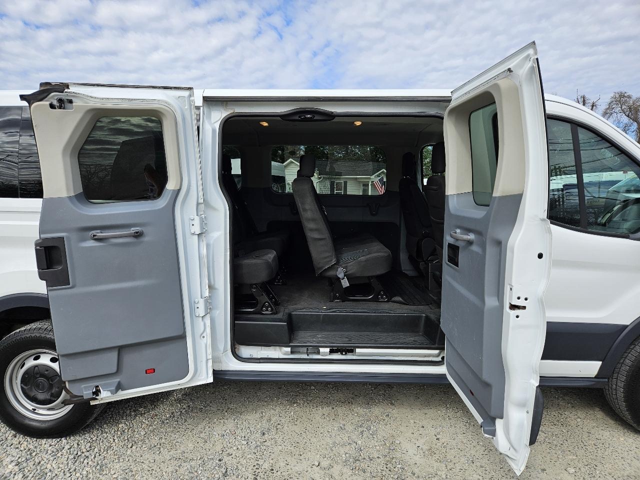Ford Transit Passenger Wagon  2018