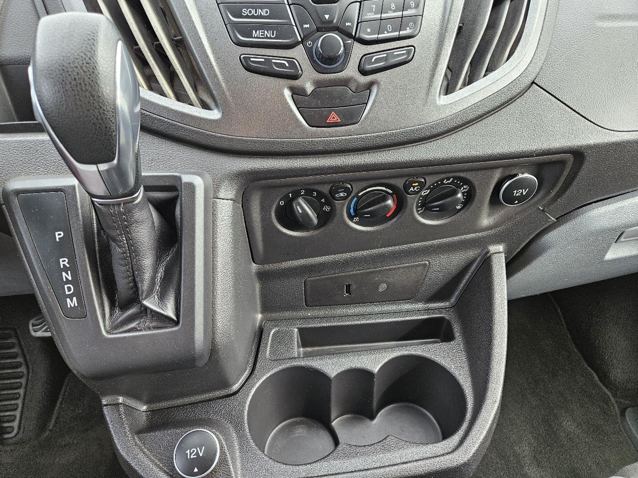 Ford Transit Passenger Wagon  2018