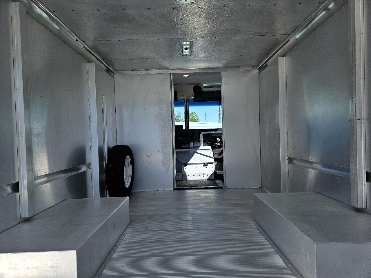 Ford Econoline  2013