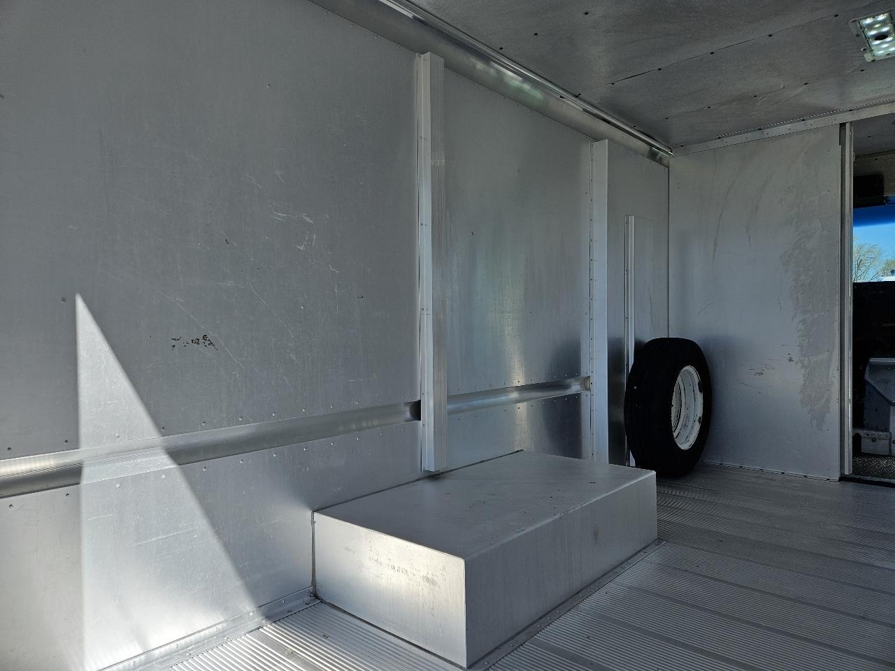 Ford Econoline  2013