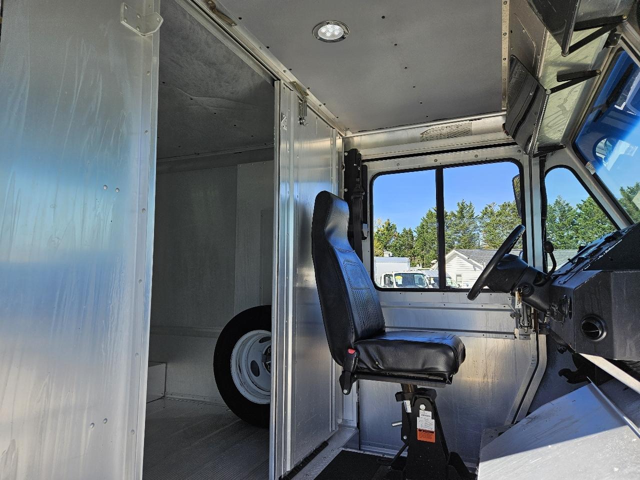 Ford Econoline  2013